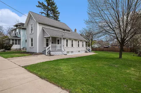 624 Leonard, Grand Rapids, MI 49503