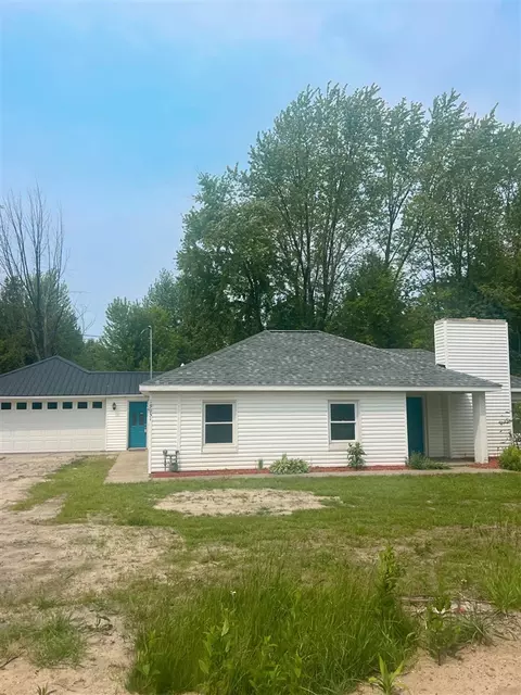 19051 174th, Spring Lake, MI 49456