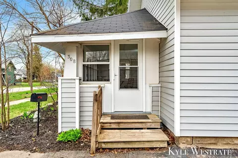Exterior - 308 W Division, Belding, MI 48809 photo 2 of 6