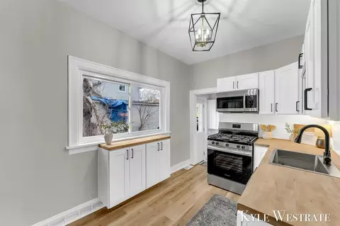 Kitchen - 308 W Division, Belding, MI 48809 photo 4 of 5
