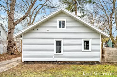 Exterior - 308 W Division, Belding, MI 48809 photo 5 of 6