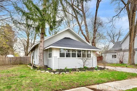 308 W Division, Belding, MI 48809
