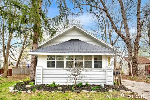 Exterior - 308 W Division, Belding, MI 48809 photo 1 of 6