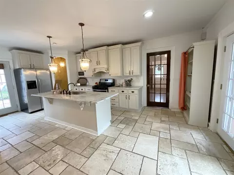 Kitchen - 323 N Marshall, Marshall, MI 49068 photo 1 of 5