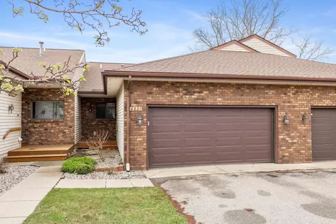 4881 Summergreen #120, Hudsonville, MI 49426