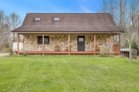 15701 Mann, Hickory Corners, MI 49060