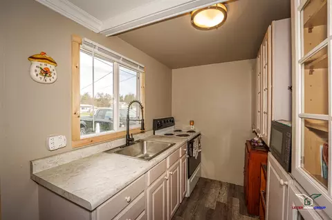 5192 Apache, Harrison, MI 48625 photo 7