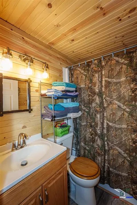 5192 Apache, Harrison, MI 48625 photo 10