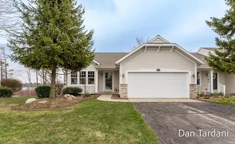 6943 Windwater, Norton Shores, MI 49444