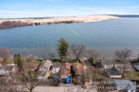 9440 Sandy, Mears, MI 49436