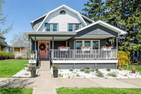 810 State, Saint Joseph, MI 49085