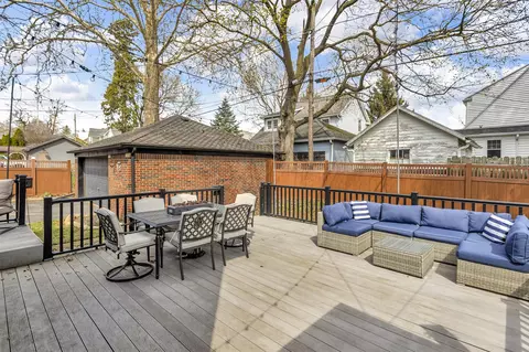 Exterior - 752 Bloomfield, Jackson, MI 49203 photo 10 of 14