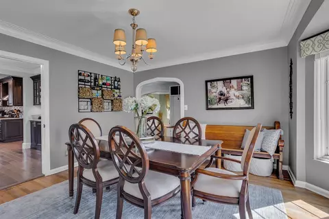 Dining - 752 Bloomfield, Jackson, MI 49203 photo 3 of 8