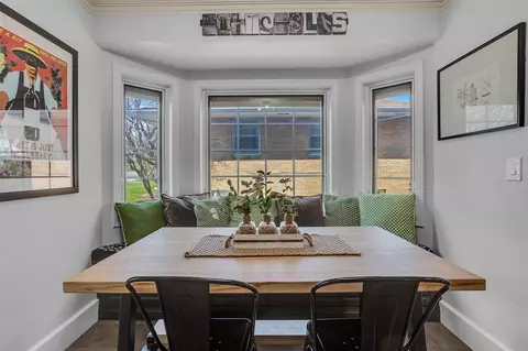 Dining - 752 Bloomfield, Jackson, MI 49203 photo 5 of 8