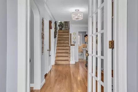 Entry Way - 752 Bloomfield, Jackson, MI 49203 photo 9 of 24