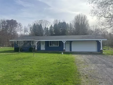 135 S Searls, Webberville, MI 48892
