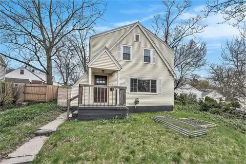 1762 Kalamazoo, Grand Rapids, MI 49507