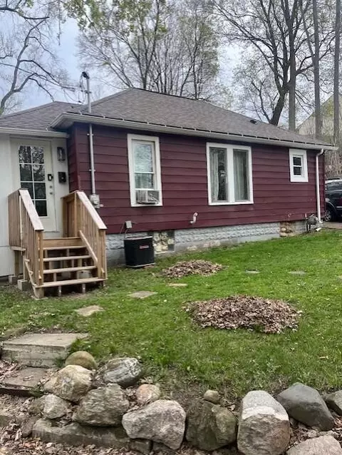 1427 Charles, Kalamazoo, MI 49048