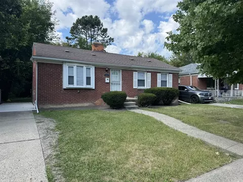 9025 Braile, Detroit, MI 48228