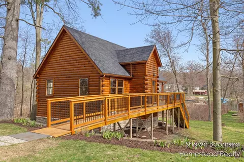 12886 S Lake Breeze, Sand Lake, MI 49343