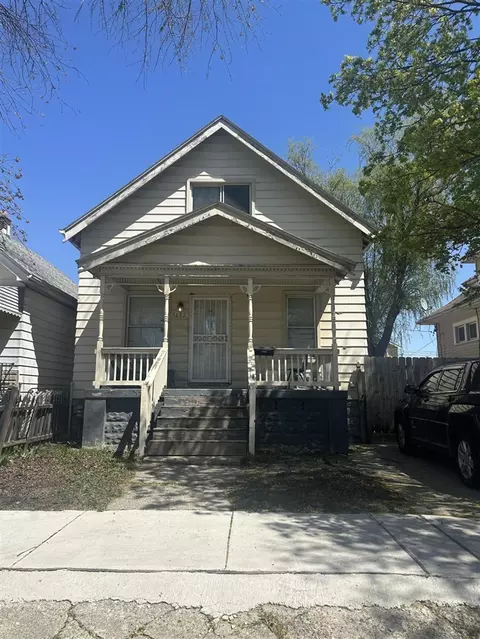 5682 Homedale, Detroit, MI 48210