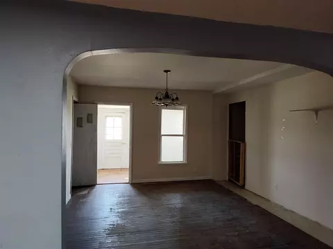 Living - 812 George, Bronson, MI 49028 photo 6 of 6