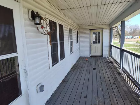 Exterior - 812 George, Bronson, MI 49028 photo 3 of 9