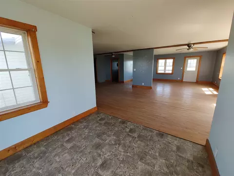 Living - 812 George, Bronson, MI 49028 photo 4 of 6
