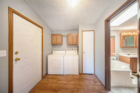 Entry Way - 8615 E Chicago, Horton, MI 49246 photo 1 of 1