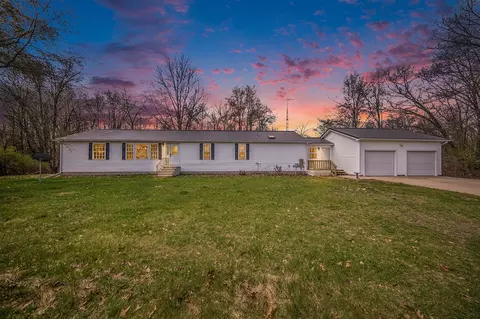 8615 E Chicago, Horton, MI 49246