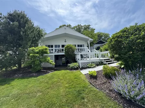 16933 Royal, Spring Lake, MI 49456