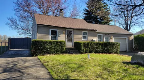 216 Grant, Hopkins, MI 49328