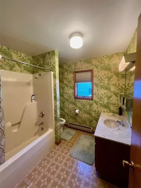 Bath - 1378 E Swain, White Cloud, MI 49349 photo 1 of 1