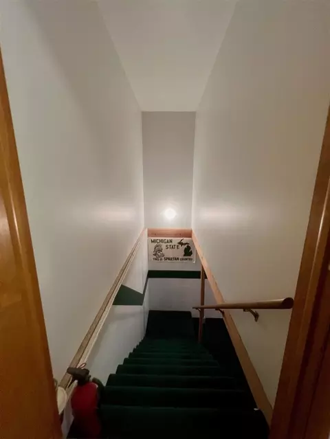 Entry Way - 1378 E Swain, White Cloud, MI 49349 photo 2 of 3