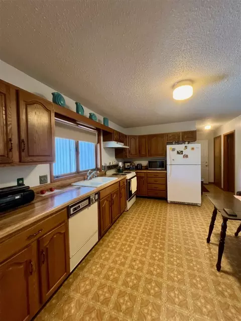Kitchen - 1378 E Swain, White Cloud, MI 49349 photo 1 of 2