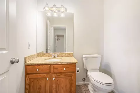 Bath - 1790 E Joy, Ann Arbor, MI 48105 photo 1 of 4