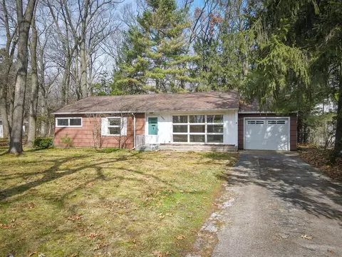 2902 Riverview, Muskegon, MI 49445