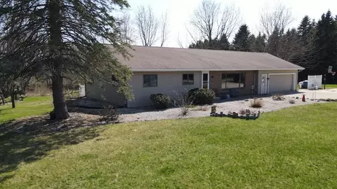 Exterior - 3787 Buzzell, Gladwin, MI 48624 photo 29 of 49