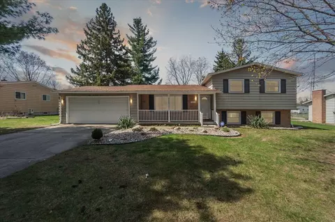 4223 Marianne, Flushing, MI 48433