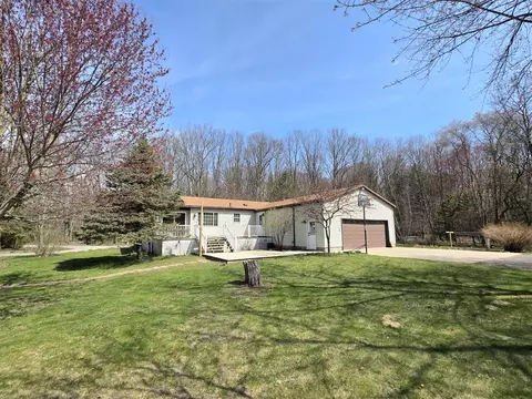 5766 W 92nd, Fremont, MI 49412
