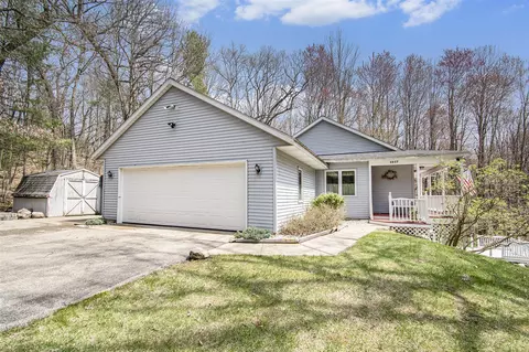 3937 4 Mile, Grand Rapids, MI 49525