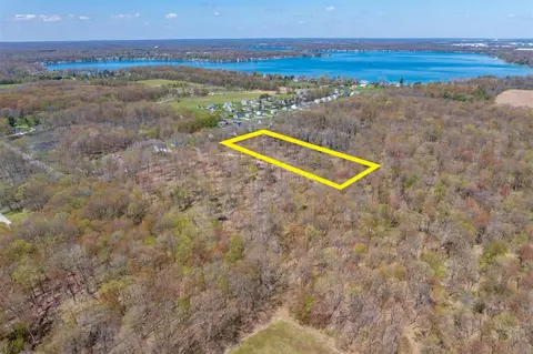 10703 E Shr, Portage, MI 49002 photo 9