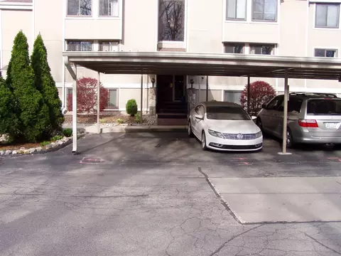 1680 Cliffs Landing 101e #101E, Ypsilanti, MI 48198