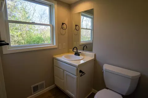 Bath - 6809 Merton, Jackson, MI 49201 photo 2 of 3
