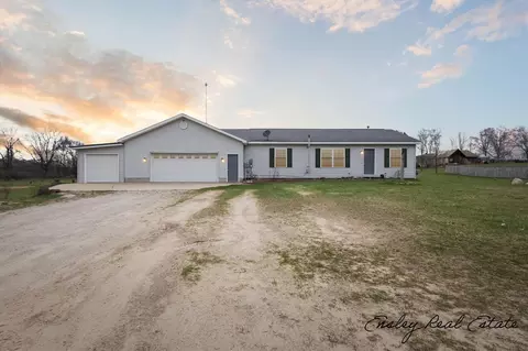 1553 Serenity Vly, Cedar Springs, MI 49319