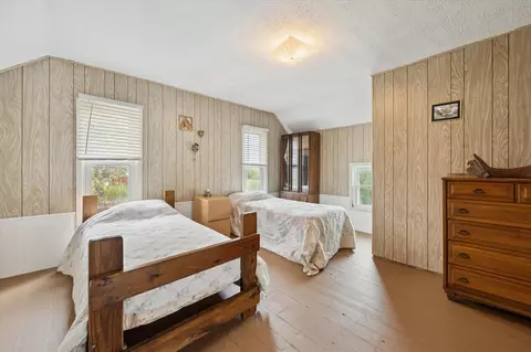 Bedroom - 5910 S Corey, Perry, MI 48872 photo 4 of 4