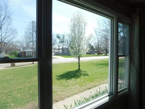 Exterior - 309 E Delaware, Decatur, MI 49045 photo 7 of 7