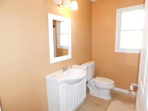 Bath - 309 E Delaware, Decatur, MI 49045 photo 3 of 4