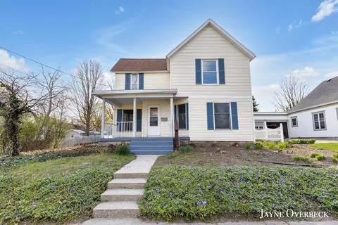 924 S S Brg, Belding, MI 48809