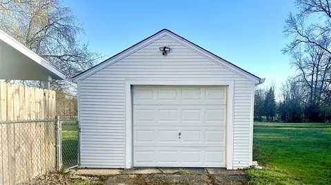 2394 Wallace, Jackson, MI 49203 photo 6